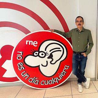 "Estamos en un tiempo muy necesitado de poes�a"