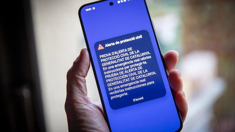 Com funciona l'ES-Alert? Imma Sol� explica quan i per qu� Protecci� Civil activa les alertes - La tarda de R�dio 4