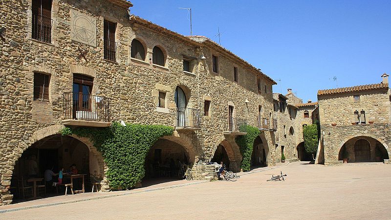 Monells, historia, descanso, hospitalidad y rutas - En clave Turismo