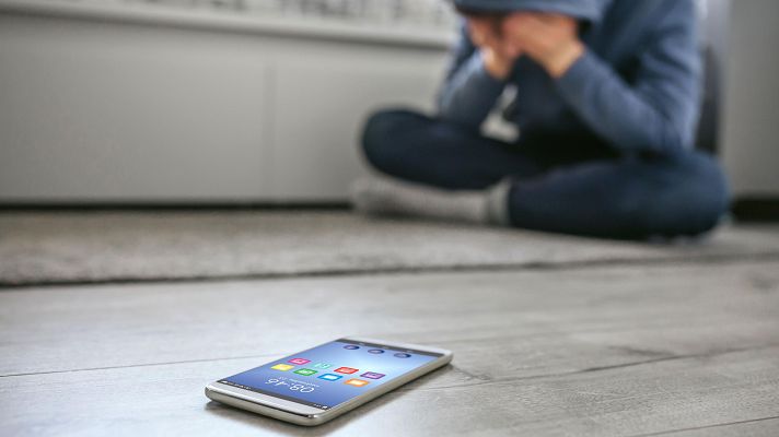 El acoso escolar y el ciberbullying - Mediodía en RNE