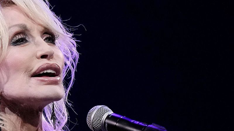 Sin rodeos - Primera canción inédita de Dolly Parton tras su muerte - 14/09/26 - Escuchar ahora