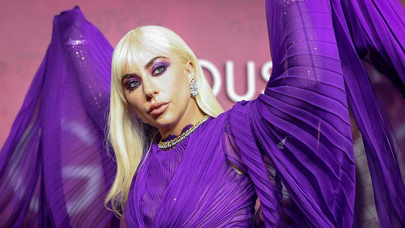 Bon dia i bona sort - Lady Gaga es converteix en mare per sorpresa - Bon dia i bona sort