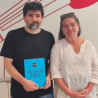 Víctor Jara, una vida contada a través de 150 canciones