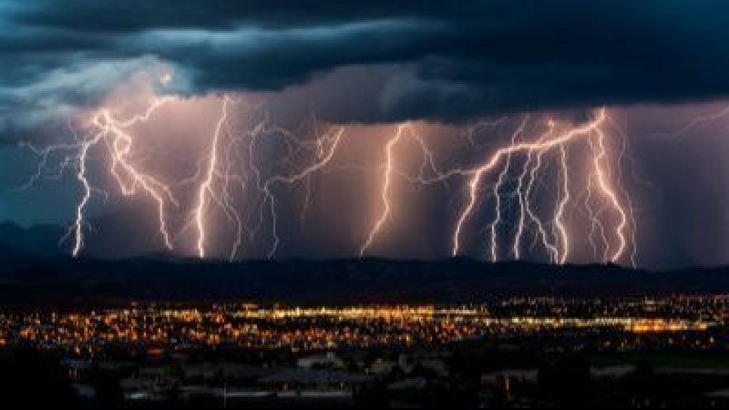 El Mat� de R�dio 4 - Plour� a bots i barrals amb tempestes violentes i una patacada de les temperatures - El mat� de R�dio 4