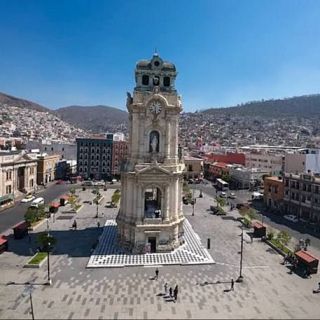 El Reloj Monumental de Pachuca, s�mbolo de la Independencia de M�xico