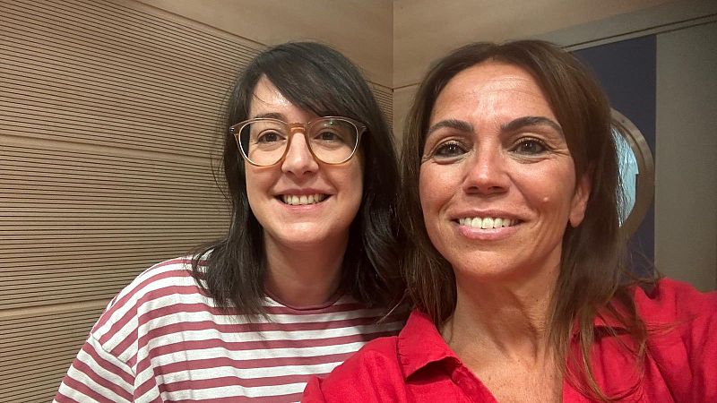 Libros de arena - Cristina Armunia Berges y 'La puta Margarita y otras flores de mi pueblo' - Escuchar ahora