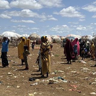 Cinco Continentes - Inestabilidad política, sequía e inundaciones llevan a seis millones de somalíes a una hambruna extrema