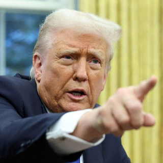 Trump eleva la tensió amb Europa per l'acostament al Canadà