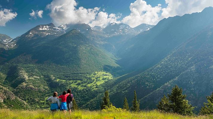 Parc Natural de l'Alt Pirineu en la provincia de Lleida - La Iberia verde
