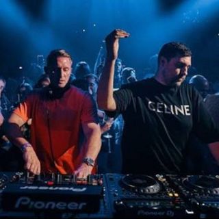 En la cabina con CamelPhat Djs