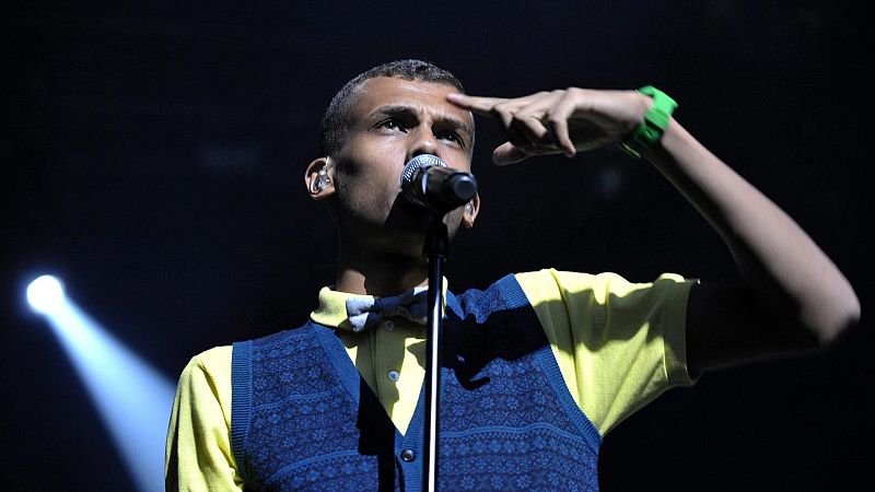 Rebobinando - Stromae, "Alors on danse" - 23/09/26