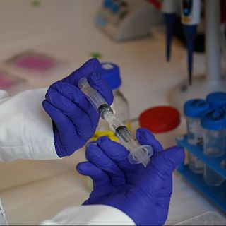 L'hidrogel injectable que ataca el càncer i redueix els efectes secundaris de la químio