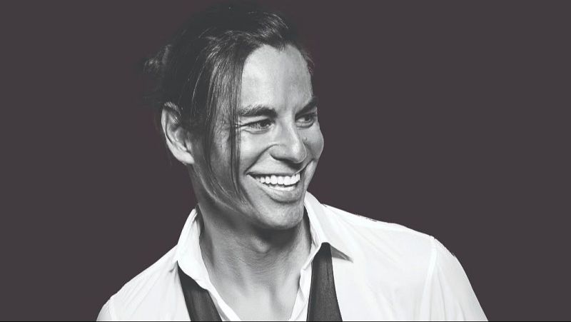 Metròpoli - Julio Iglesias Jr - Metròpoli