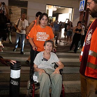 Mari Carmen, 87 años, desahuciada de su casa de toda la vida