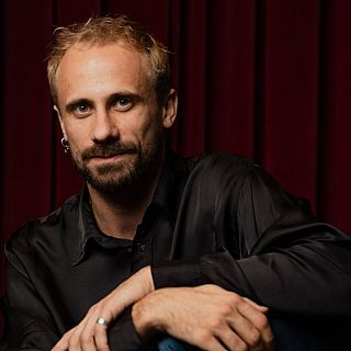 Oriol Pla recibe el Premio Nacional de Teatro 2026