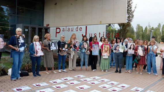 Comen�a el judici per l'assassinat de la Carla a l'Audi�ncia de Girona