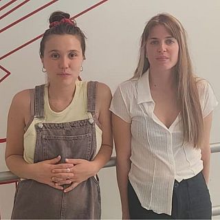 Rita Pay�s y Luc�a Fumero hacen girar juntas "Rueda eterna"