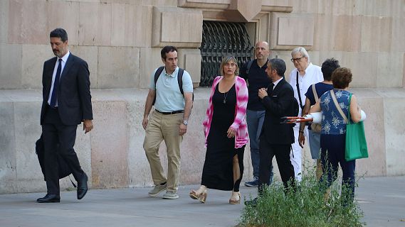 Absolts Verg�s i Argimon pel retard en la vacunaci� dels policies