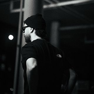 HIP HOP MENÚ. Deuda Moral
