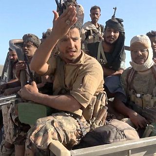 El Gobierno de Yemen inicia una ofensiva para recuperar los territorios capturados por los hutíes,