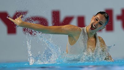 Iris Ti�, cuatro veces campeona del mundo de nataci�n art�stica, en RNE