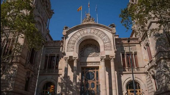 Comença el judici per l'agressió sexual d'una noia extutelada per la DGAIA