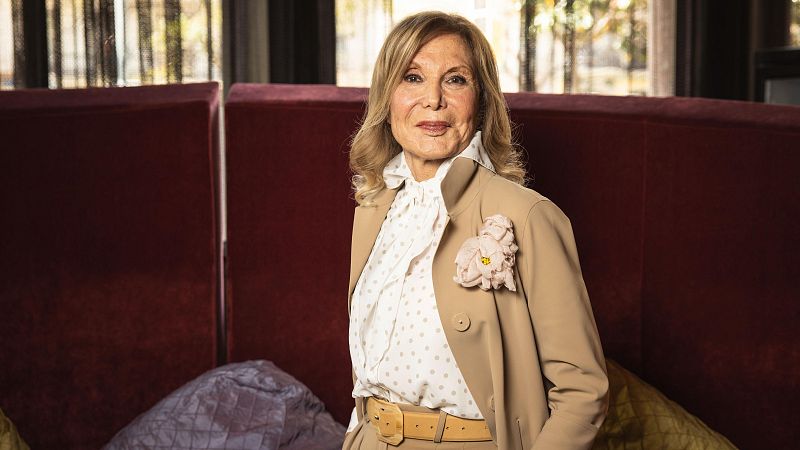 Pilar Eyre es periodista, escritora, y una de las personas que más sabe de la Casa Real