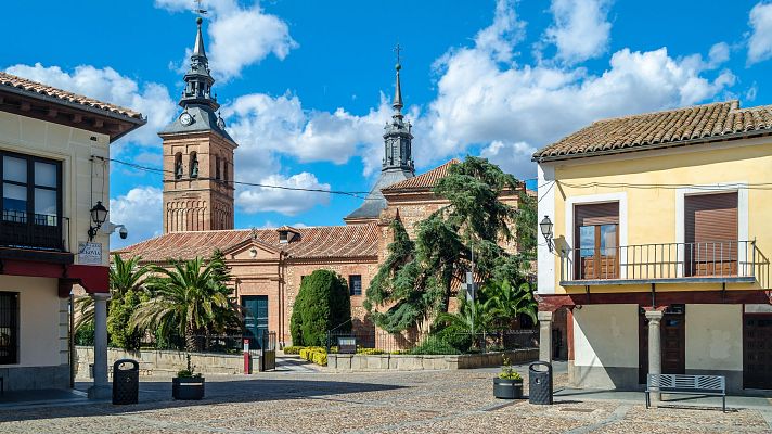 Cuevas-bodega excavadas a mano: siglos de tradición vinícola