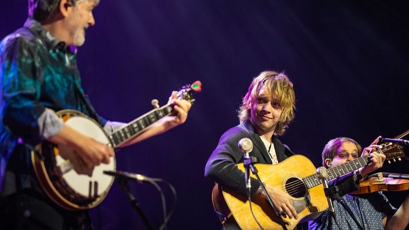 Sin rodeos - Béla Fleck se rodea de la flor y nata del bluegrass en el Ryman - 16/10/26