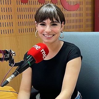 Andrea Abreu presenta 'Pajaritos pre�ados', su segunda novela tras 'Panza de burro'