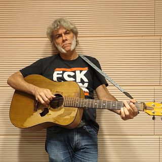 Oscar Avendaño nos presenta “El huevo de la serpiente”
