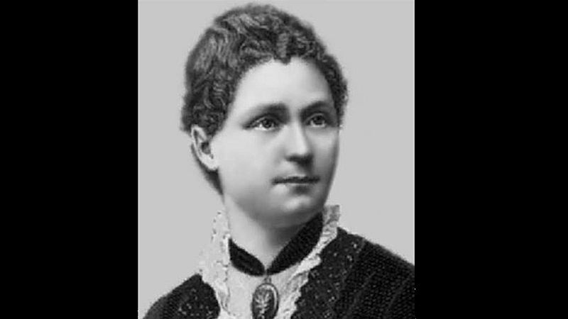 Retrato hist�rico en blanco y negro de Dolors Aleu i Riera, pionera de la medicina espa�ola, vistiendo traje oscuro con encaje y medall�n.