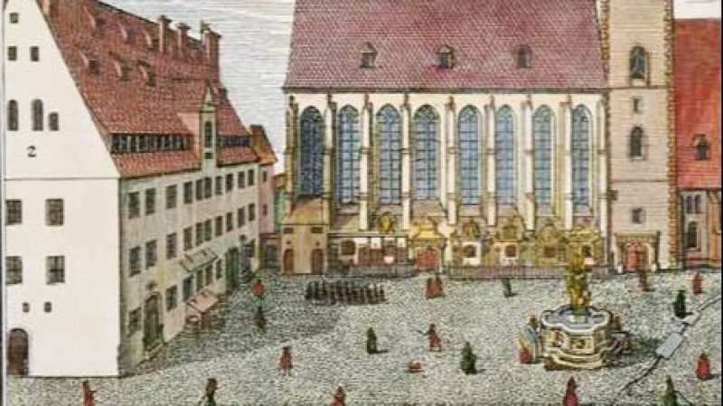 Grabado hist�rico de la plaza de Santo Tom�s en Leipzig, con la iglesia g�tica, la antigua escuela y j�venes cantores caminando en formaci�n.