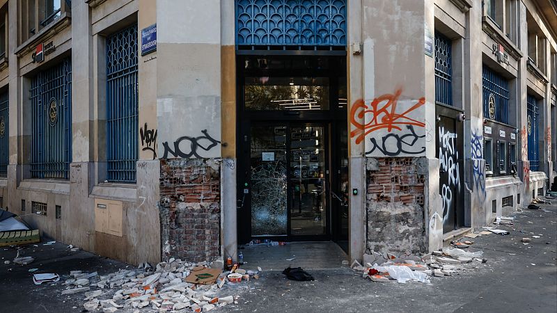 Edificio vandalizado en Par�s