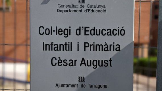 Denuncien deu mesos sense ascensor en una escola de Tarragona