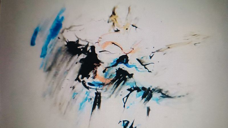Ilustración expresionista de un guitarrista flamenco con trazos enérgicos de tinta negra y manchas de color azul, ocre y anaranjado sobre fondo blanco.