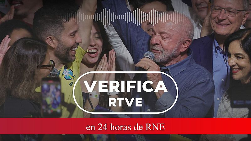 El presidente de Brasil, Lula da Silva, celebra su victoria electoral junto al diputado André Janones