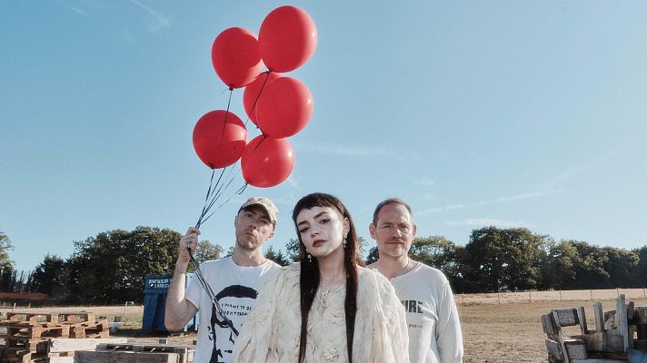 Chvrches activan el modo balada con 'Overthinker'