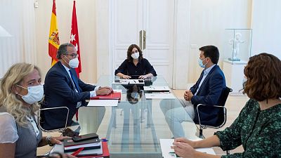 24 horas fin de semana - 20 horas - La Comunidad de Madrid con el fin de las vacaciones impone medidas restrictivas para frenar los contagios - Escuchar ahora