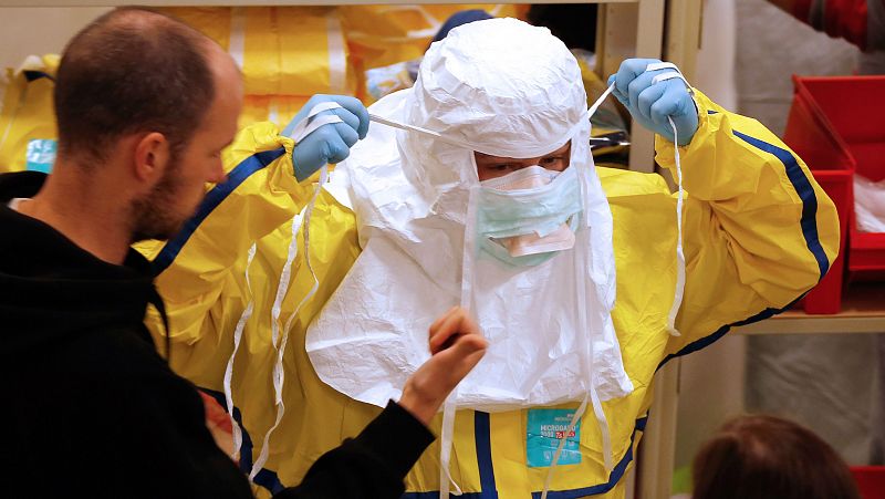 Radio 5 Actualidad - Save The Children lucha contra el ébola - 06/11/14 - Escuchar ahora