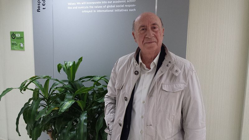 Las mañanas de RNE - Peridis presenta 'Esperando al rey', ganadora del premio de Novela Histórica Alfonso X el Sabio