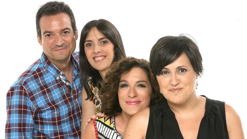 Cantando bajo la radio - Tontadas - 24/12/14 - Escuchar ahora