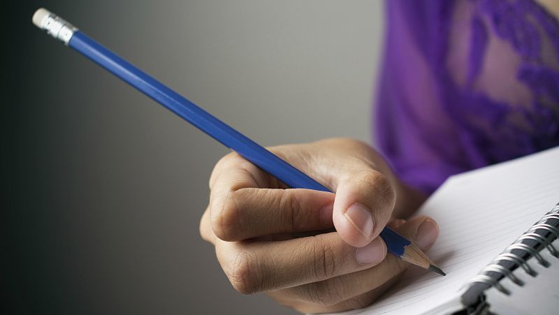 Esto me suena. Las tardes del Ciudadano García - El lápiz, la herramienta más barata de difusión de la cultura - Escuchar ahora