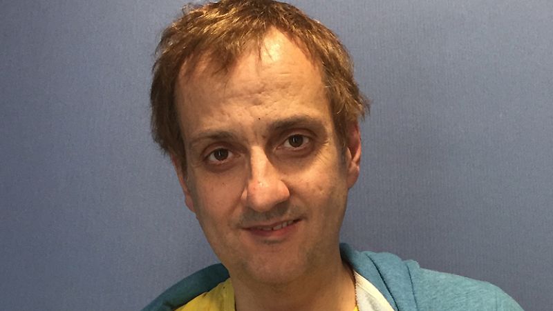 Gente despierta - 'El mundo azul' de Albert Espinosa - Escuchar ahora