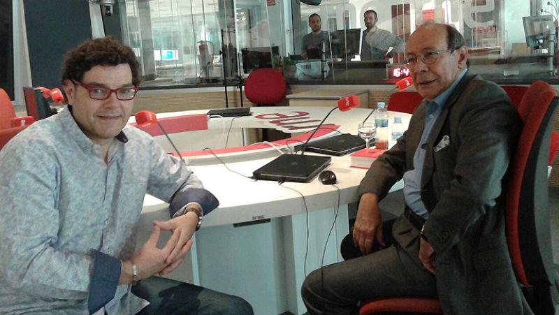 24 horas - Francisco Rico, académico de la RAE: "El Quijote no debiera mandarse leer en los colegios" - Escuchar ahora