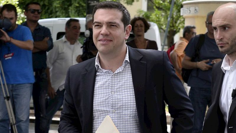 Las mañanas de RNE - Tsipras se reúne este miércoles con Merkel, Hollande y Juncker - Escuchar ahora
