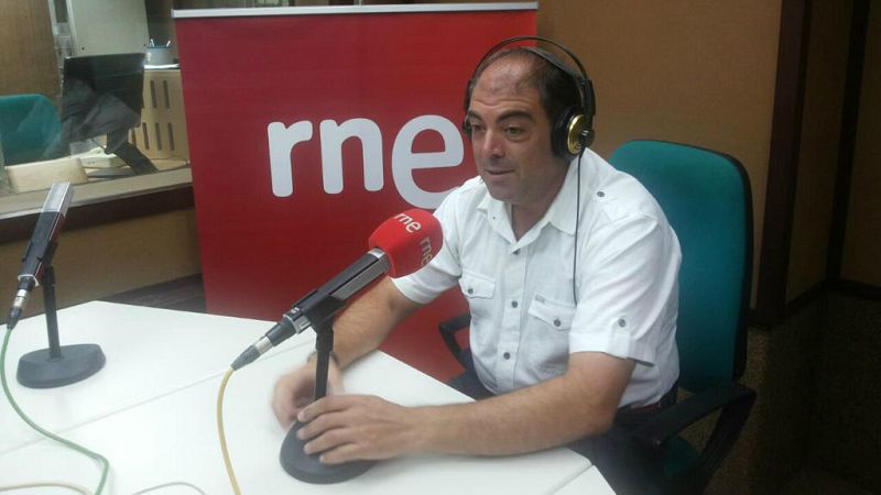 Las mañanas de RNE - Lorenzo Amor: "Los datos del paro son buenos, pero hay que mejorar la contratación indefinida y luchar contra el paro de larga duración" - Escuchar ahora