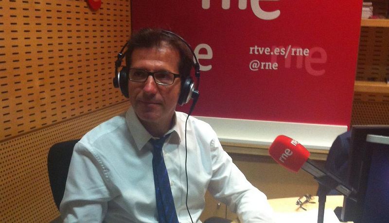 Juan Moscoso: "Para que funcione el rescate griego hace falta una nueva UE" - Escuchar ahora