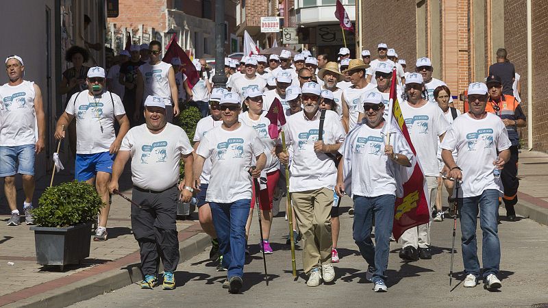España vuelta y vuelta - La marcha blanca reclama una solución a la caída del precio de la leche - Escuchar ahora