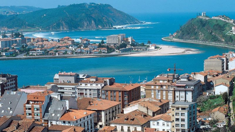 Radio 5 Actualidad - Rueda de emisoras - Asturias celebra el día de su comunidad - Escuchar ahora